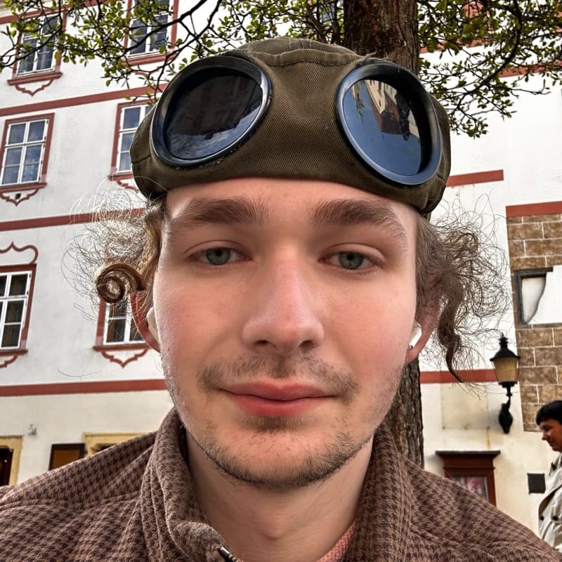 Volodymyr Y. photo